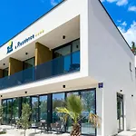 Couette-café Maresole Beachfront Poreč