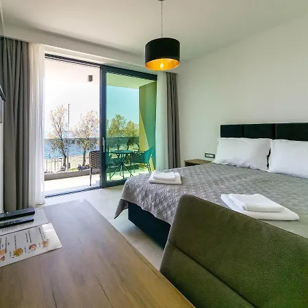Maresole Beachfront