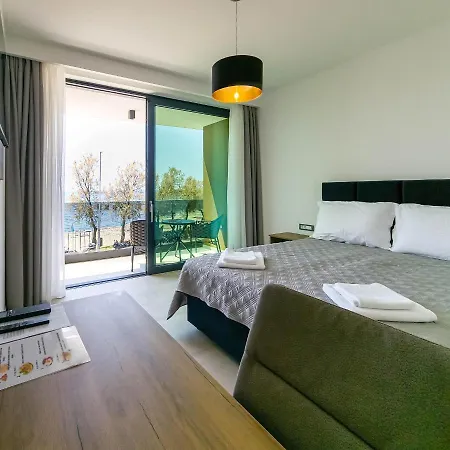 Maresole Beachfront