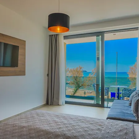 Maresole Beachfront לינה וארוחת בוקר