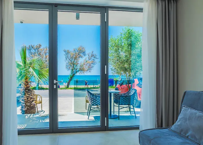 Maresole Beachfront B&B 3*