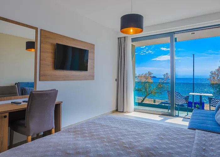 Bed and Breakfast Maresole Beachfront 3*